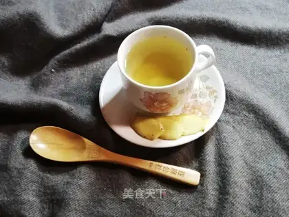 Sweet ginger soup