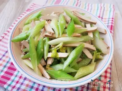 Celery fried beans
