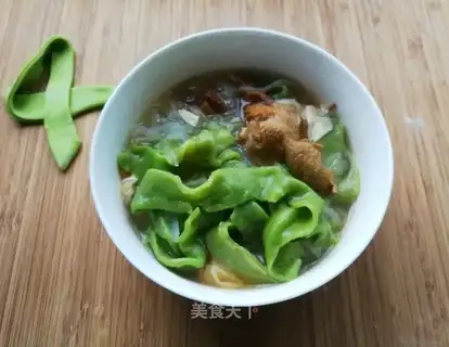 Chicken jade noodles