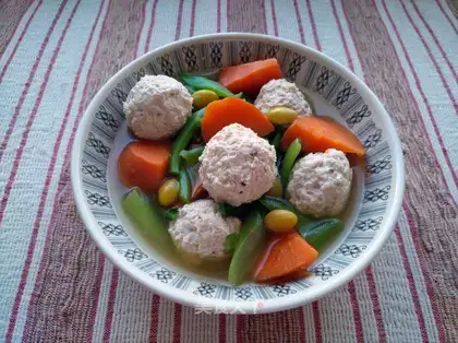 Chicken chestball soup