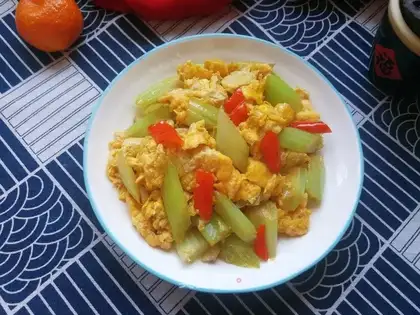 Celery fried eggs