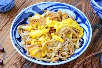 Scrambled eggs