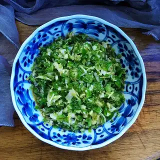Garlic and pepper