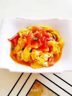 Tomato fried eggs