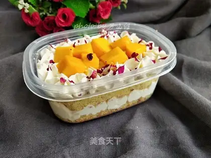 Rose box cake