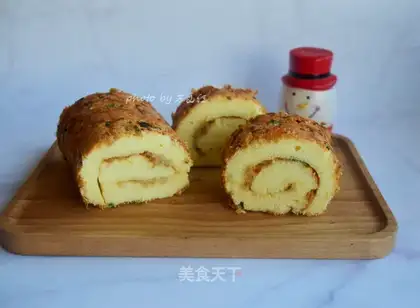 Meat pine rolls