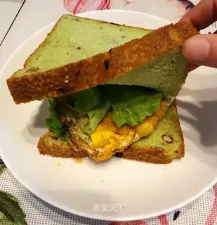 Tea sandwich