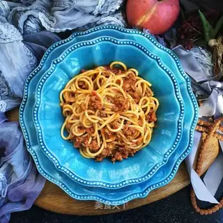 Tomato beef pasta