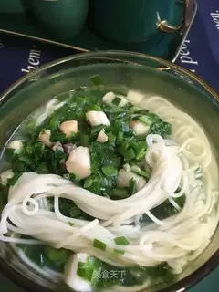 Hot noodles for fresh berry