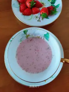 Strawberry shakes