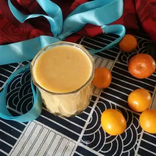 Cracker orange milkshake
