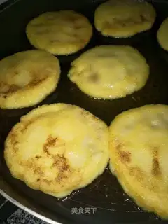 Sticky cake