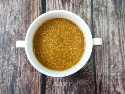 Red sugar rice congee