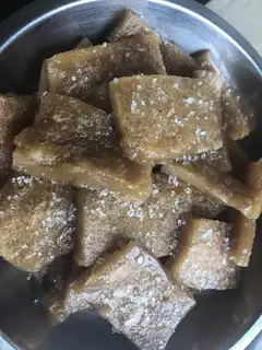 Fried pastry