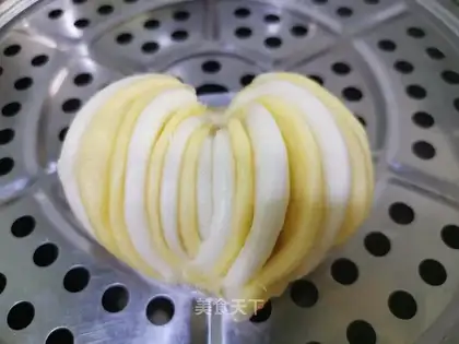 Heart buns