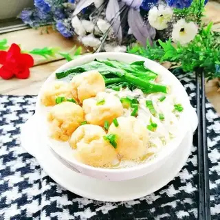 Fish noodles