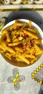 Fresh spicy fries