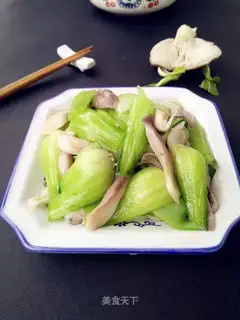 ♪ Pinetail mushrooms and oil