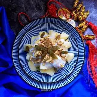Apple walnut yogurt