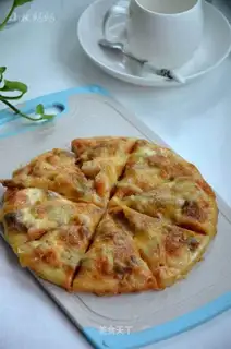 Beef shrimp pizza