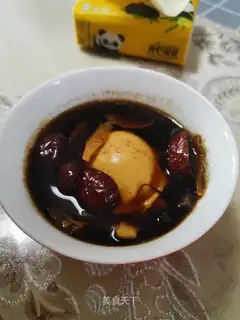 Red sugar eggs