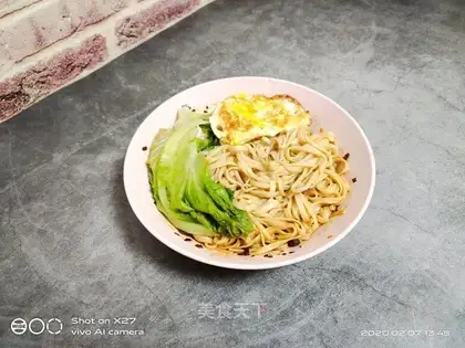 Sour egg noodles