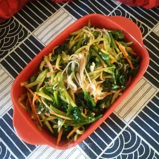 Carrot and spinach fans