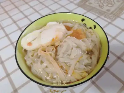 Tomato egg noodles