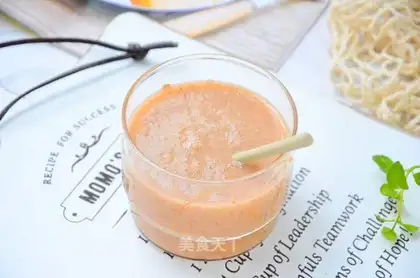 Banana carrot juice