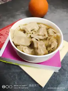 Roach and cabbage