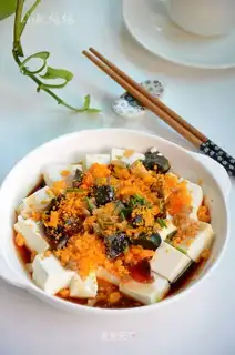Twin eggs and tofu