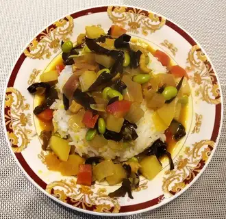 Weed-covered rice