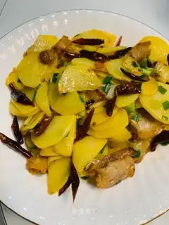 Five bouquets with potatoes