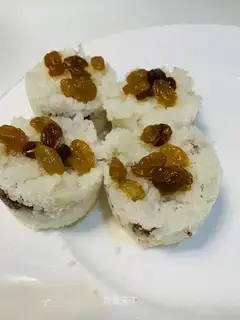 Steamed rice cake