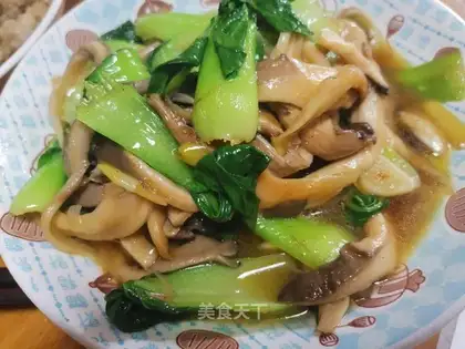 Mushrooms and greens