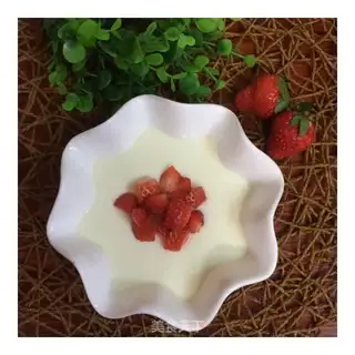 Strawberry Twins