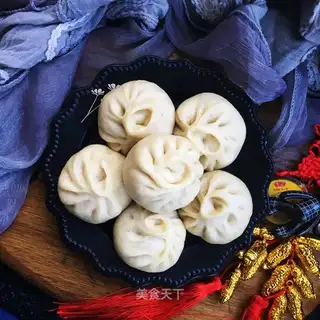 Delicious meat buns