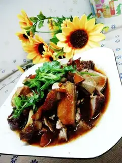 Duck with sauce