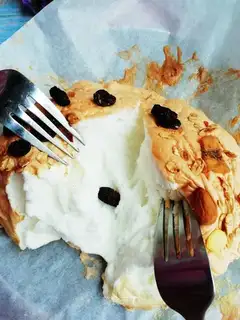 Cloud bread