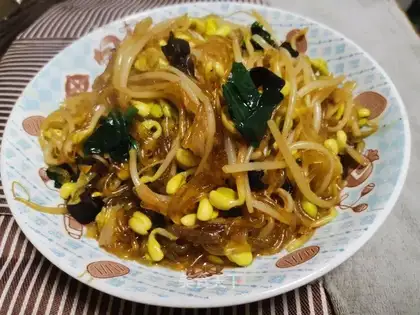 Soybean sprouts