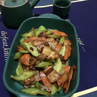 Pepper back to the pot