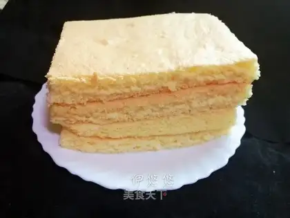 Baked sponge cake