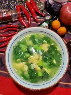 A green egg soup