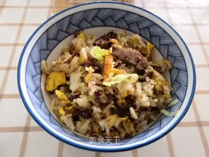 Beef pelt and egg fried rice