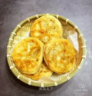 Soft beef carrot pie
