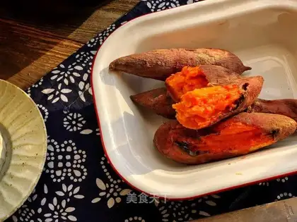 A casserole roasted potatoes