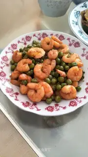 Peas and shrimp