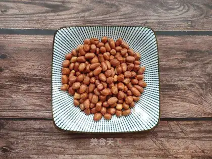 Pop peanuts