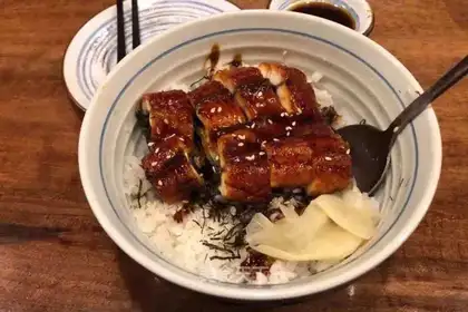 Puffed eel rice