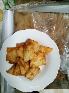 Cracker rice pot